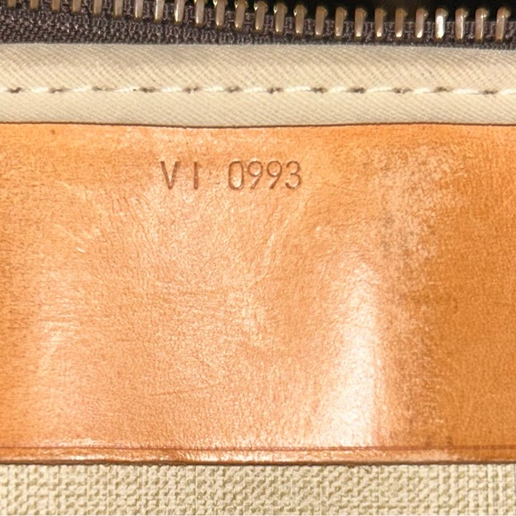 AUTHENTIC LV LUGGAGE POSH AUTHENTICATED - Picture 7 of 7